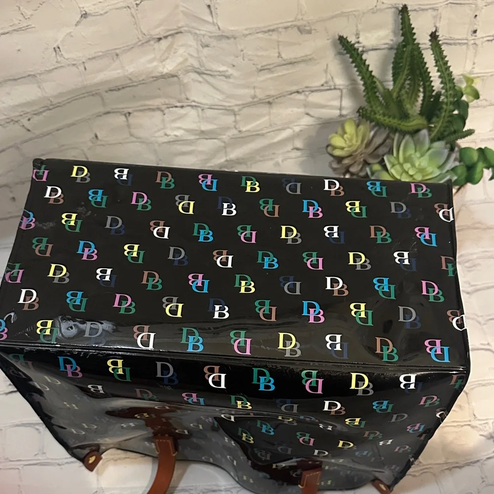 Dooney & Bourke Black Multi Monogram IT medium shopper - Picture 6 of 12